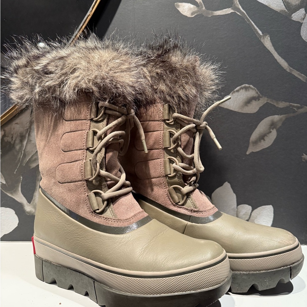 Sorel Beige and Khaki Fur-Lined Boots